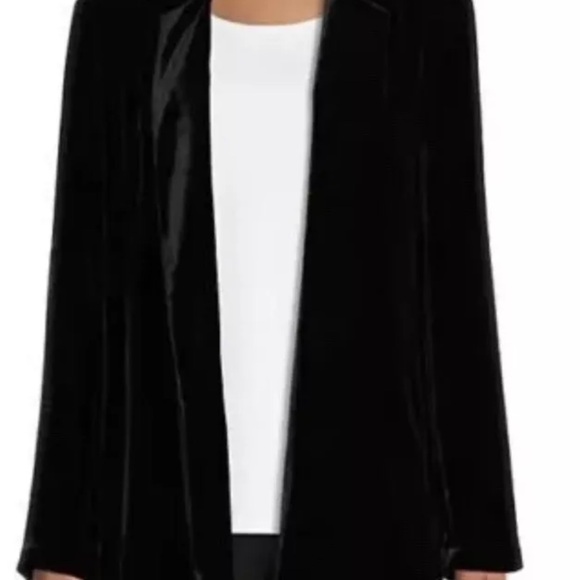 Eileen Fisher NWT $398 Deep Black Silk Velvet Blazer Topper Relaxed Fit XS - Picture 2 of 8